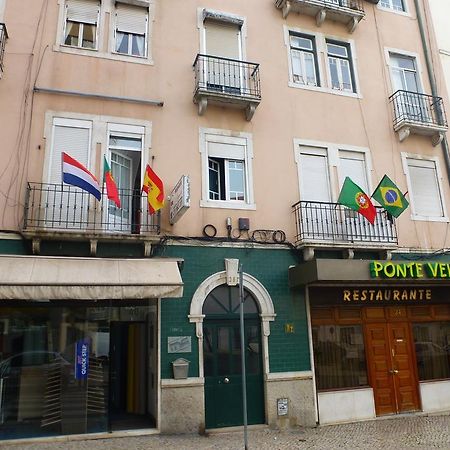 Hospedaria D. Damélio Lisboa Exterior foto
