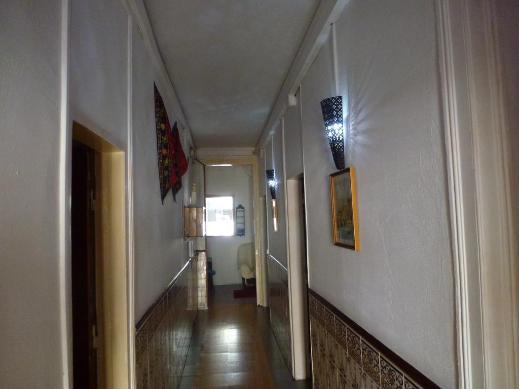Hospedaria D. Damélio Lisboa Exterior foto